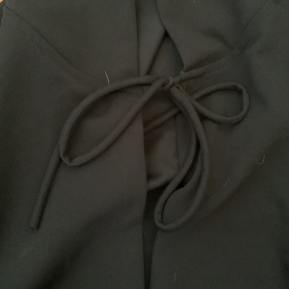 PRICE IS FIRM Sanderson sister cape - Picture 6 of 8